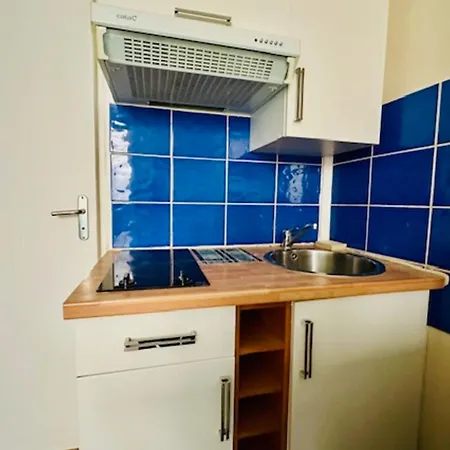 For 2 Close To The Big Clock La Rochelle (Charente-Maritime)