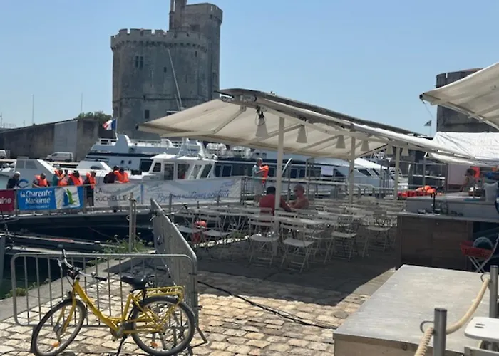 For 2 Close To The Big Clock Apartmán